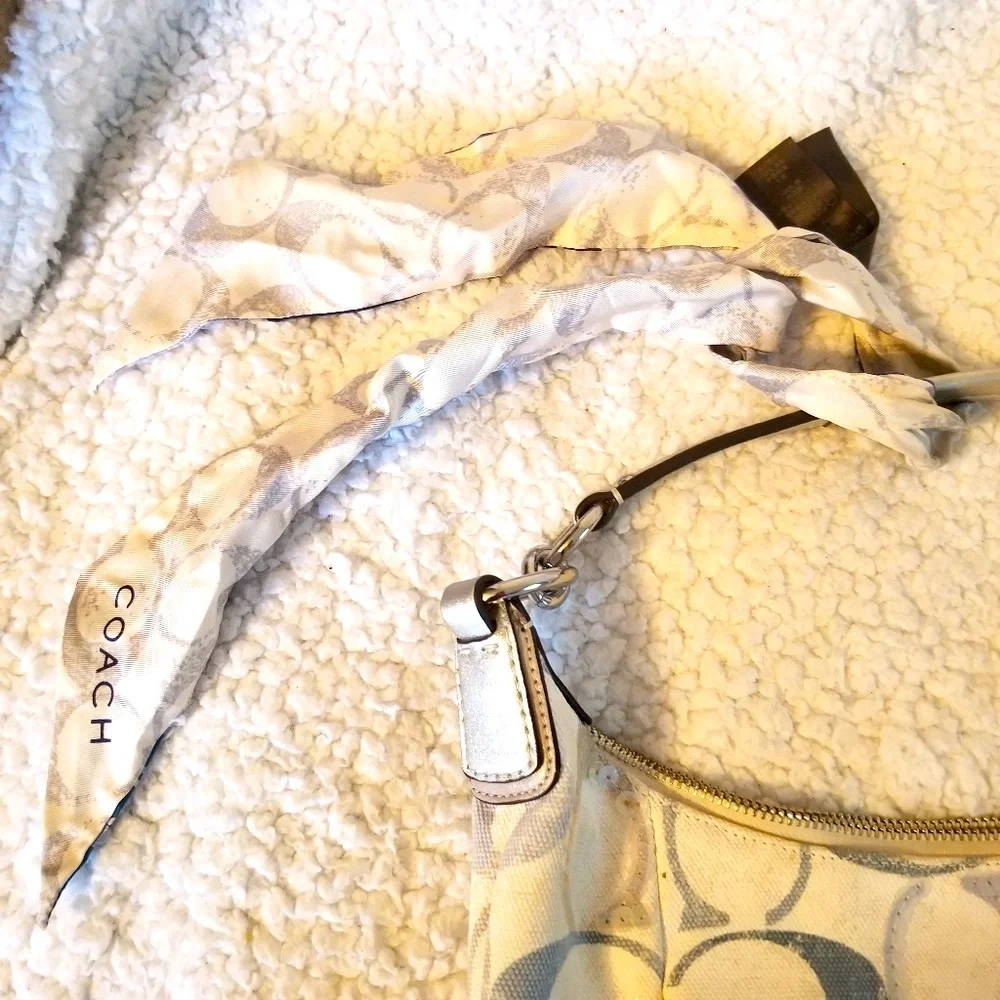 Coach excellent used